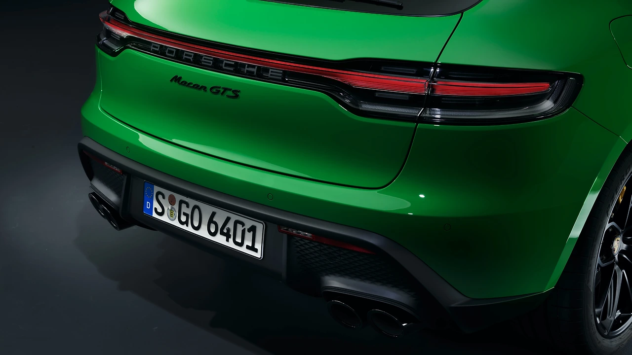 2021_Macan_GTS_Green_Press_neutral_0007.jpeg