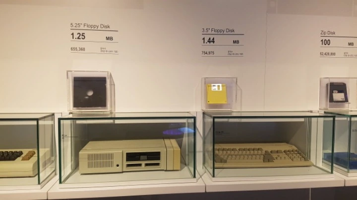 99EA0E365A9BE67C161143