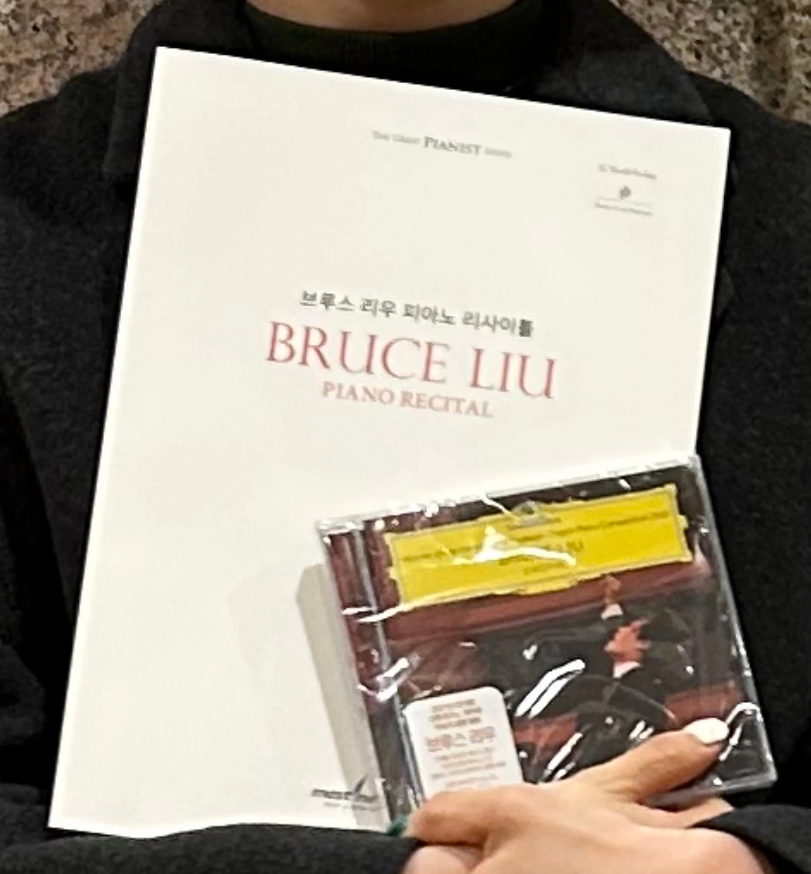 모찌_브루스 리우 피아노 리사이틀_6.jpeg