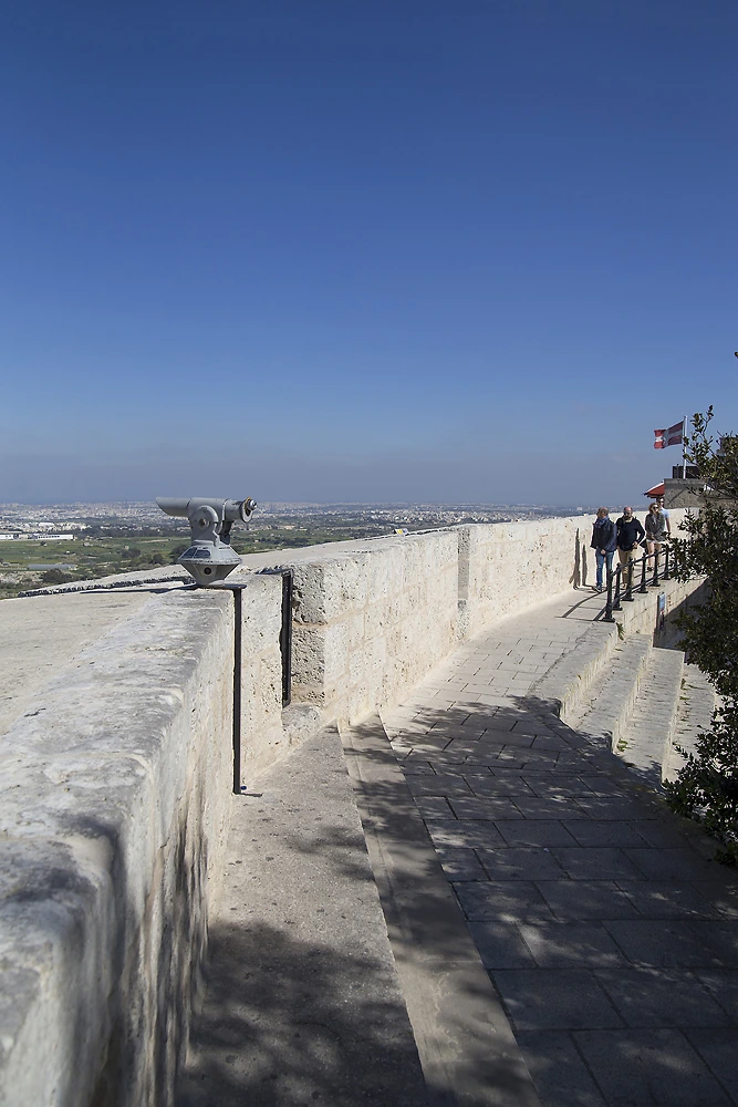 IMG_05841.jpg?type=w1