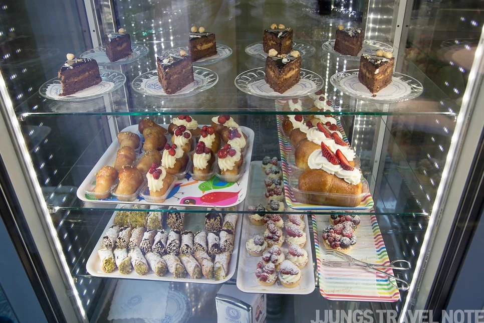 IMG_2851.jpg?type=w966