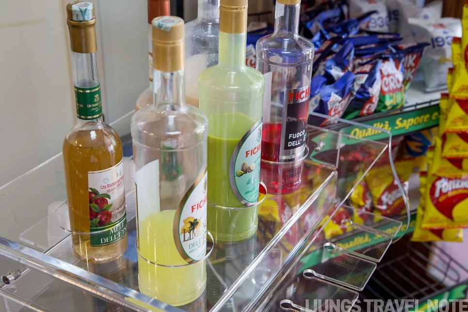 IMG_2766.jpg?type=w966