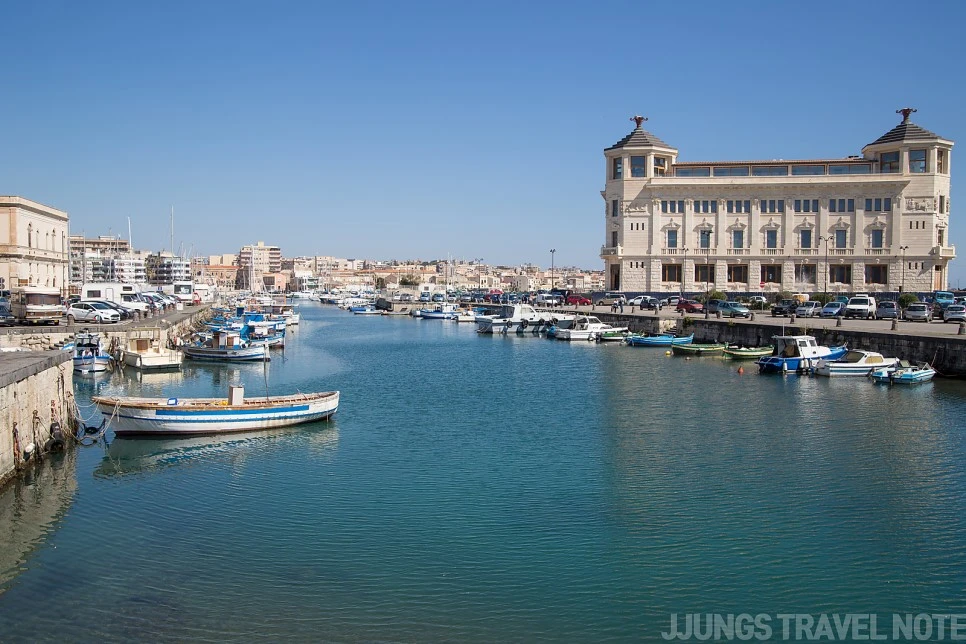 IMG_3629.jpg?type=w966