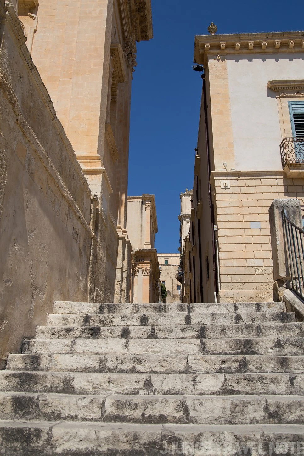 IMG_3595.jpg?type=w966