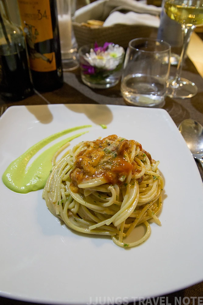 IMG_36221.jpg?type=w966