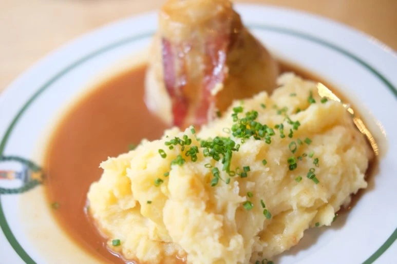 E9EC6B66-04D4-4DD8-8284-842E0E1A7192.jpg?type=w773