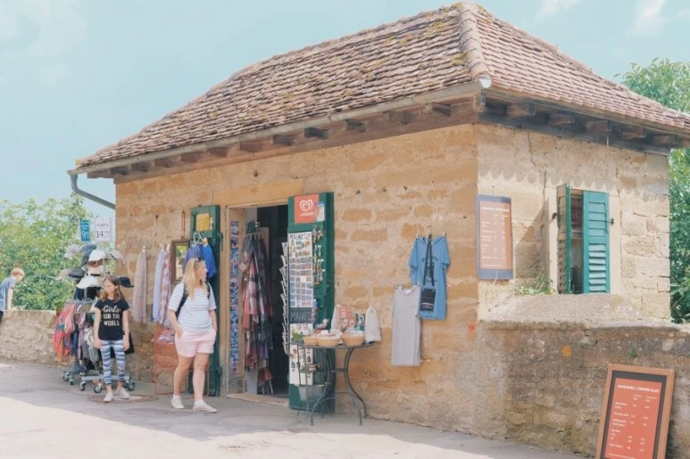 FF1AA99F-B4C7-49C9-9327-CED3898A638A.jpg?type=w773