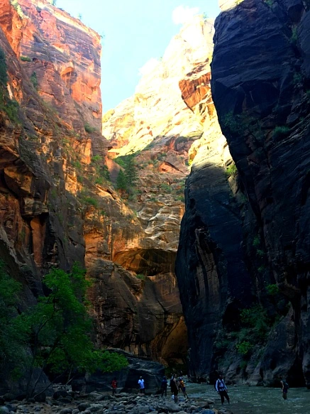 9962A83359BB164304EEC9