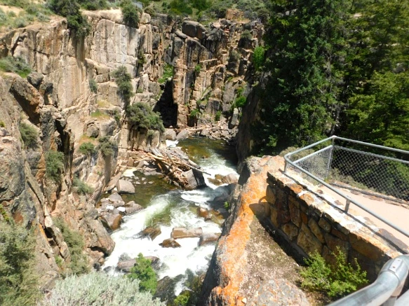 992D0D505B40275E30F67B