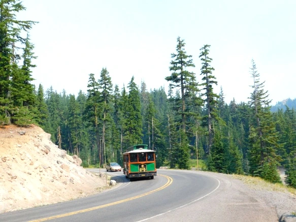 9916F13359A62F5A3733BE