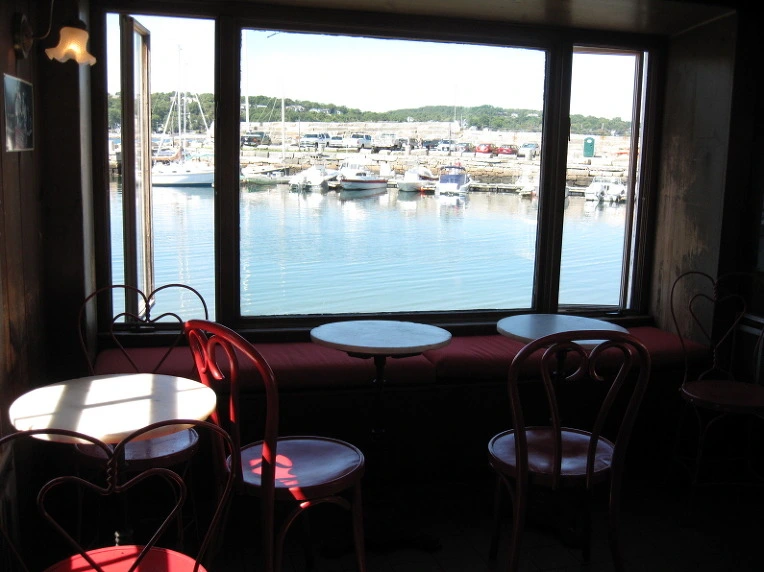 12588F2E4C82CC0835E66F