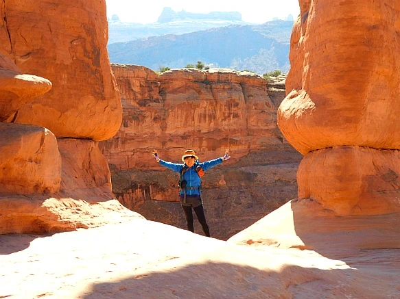 99A20F355BB6DAE3312FAF