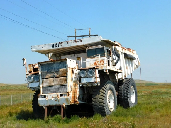 999D894F5B77A18F1A3697