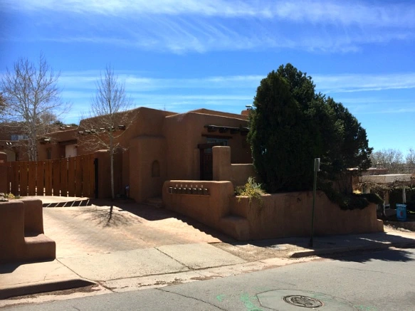 2203313A5716E5D423CD4F