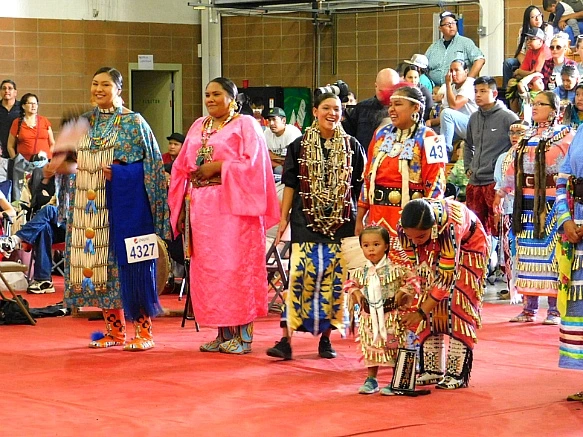 9966BB365B7F851E012EB1