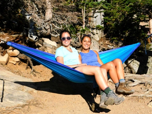 992C4B4B5B726724137314