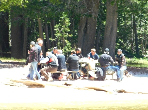 25328041577219071C3692