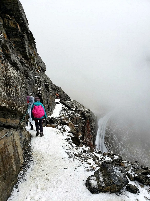 99C6354B5BA84DCF249298