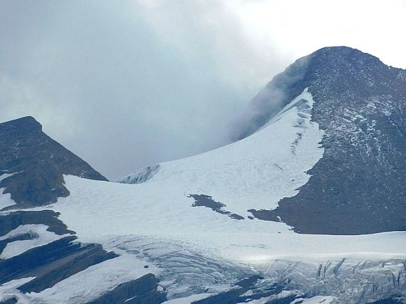 997E7E4A5BAAF9E936B65A