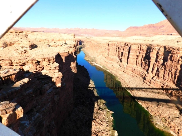 995BE3335A1E277324D93B