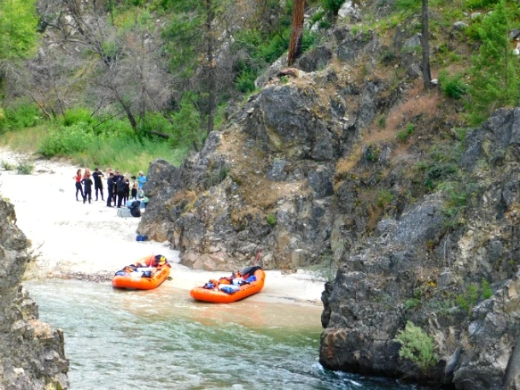 9990D2365B2F250033E093