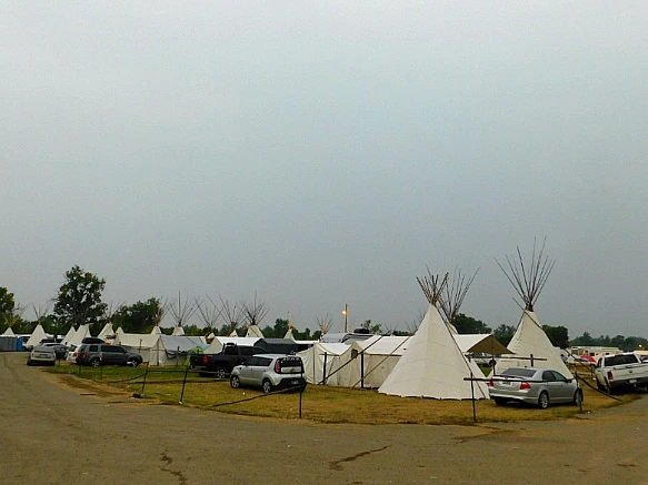 996CDB4F5B8379D11E3271