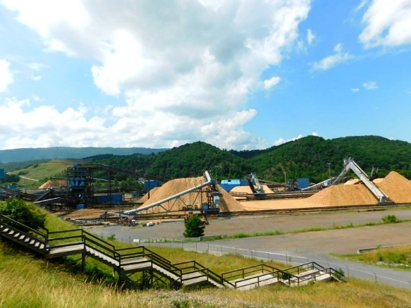 232DA448595020DA038A76