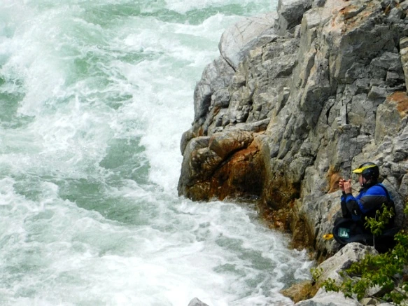 996C2C365B2F250625FF4D