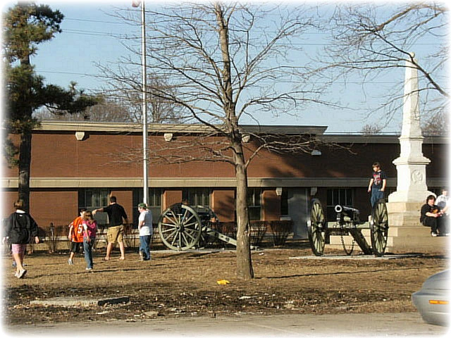 122CB80E49BACA030B6F3F