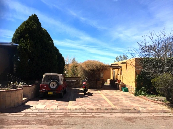 243FAF3A5716E5CF2872C0