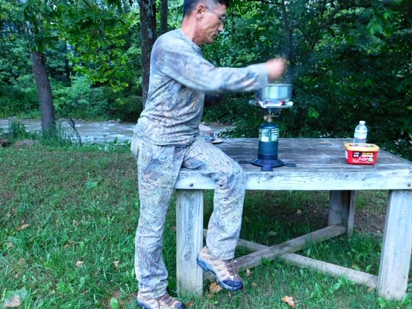 250E7044594C8FF41979E2