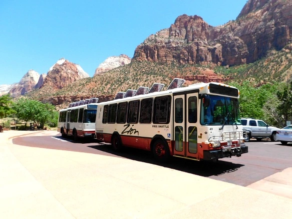 25342640576A135B18E571