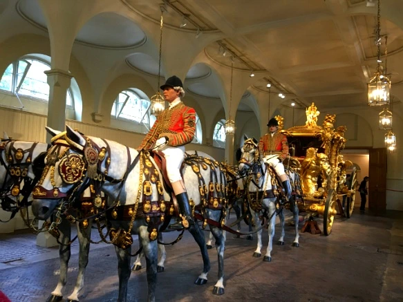 9904D33359D8A42F238452