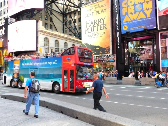 99DBE0465B5DFC2E043F26