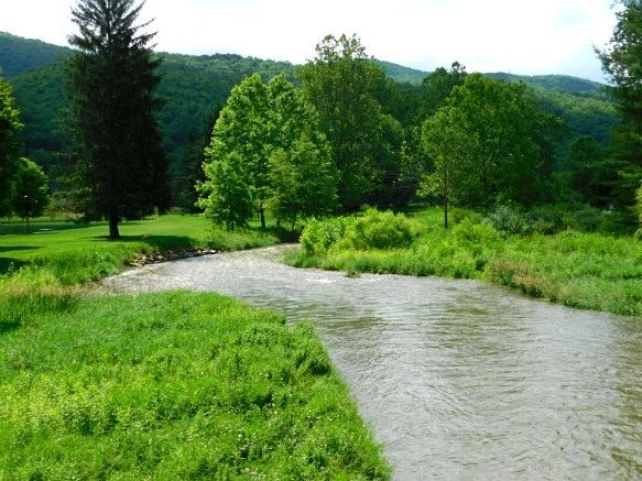 24502744594C905108FE70