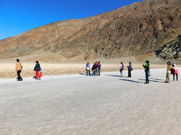 99E640335A23AD412B145E