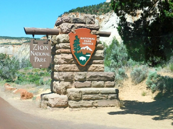 2748D048576A13101E1F50