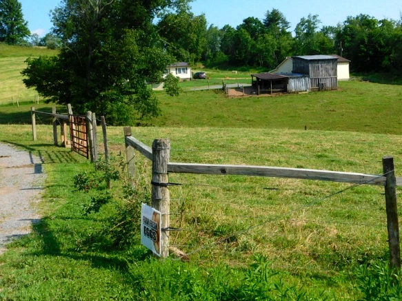 2750EA40594C76E628283F