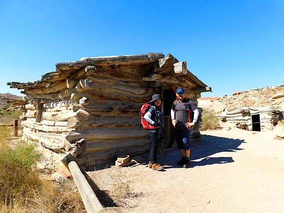 9954073F5BB6D9F322A099