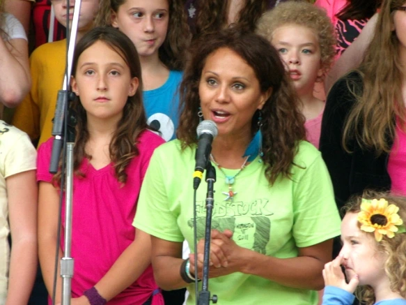 121AB84C4E7FE988335BAF