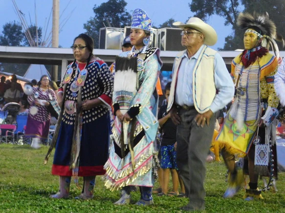 990C863F5B7E49461A517E