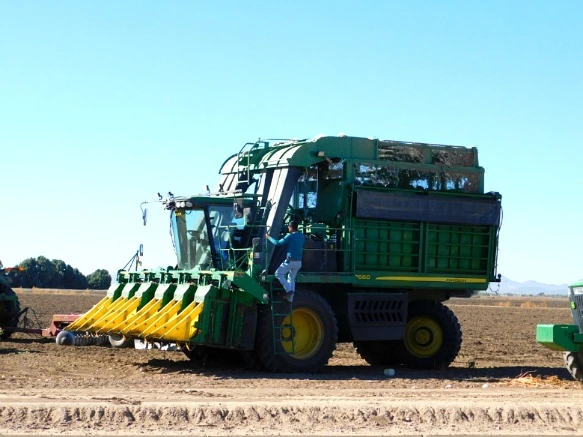 998F33335A28AE730C0090