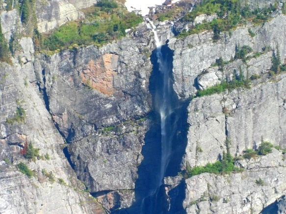 9924304D5B381A6707C40B