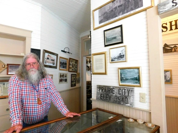 992A75385B2DE4862690E8