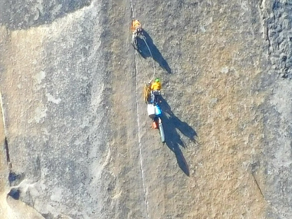 2249F73C57736C7819FDD9