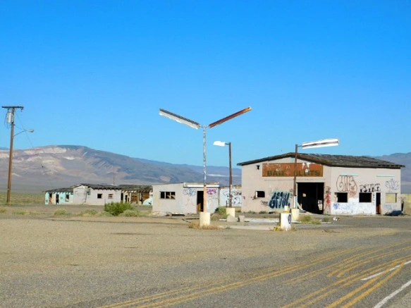 266AFE3D57702E1C37563B