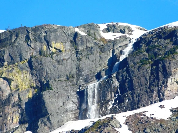 9948094D5B381AA4062EB3