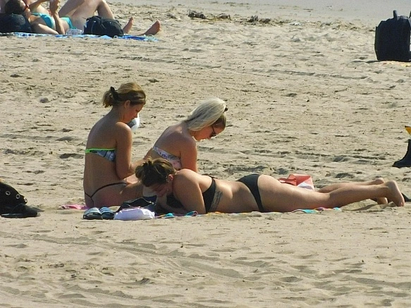 9975E64D5BE1176A3AED85