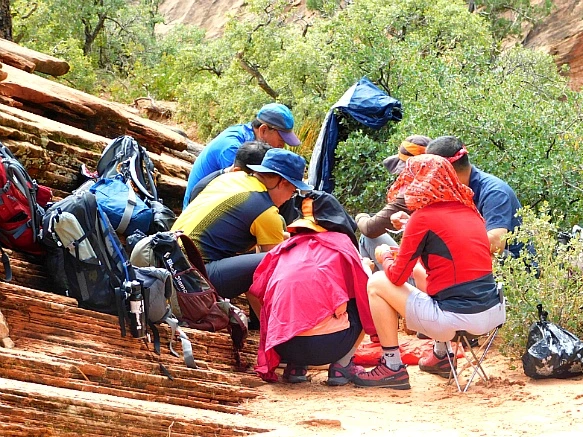 99FACA4E5BC69A0420CE12