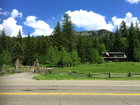 2465563D5760C4F6121F2D